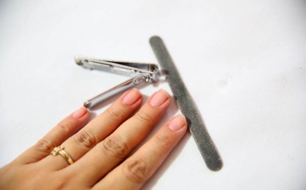 How to do your own Manicure at home